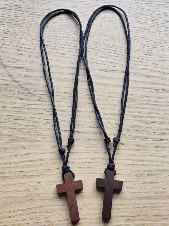 NEW WOODEN CROSS NECKLACE PENDANT CHARM WOOD BLACK CORD JESUS CRUCIFIX MEN WOMEN - image 3 of 4