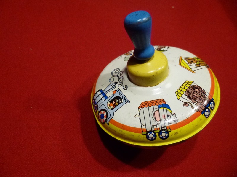 Vintage Ohio Art Metal Top Circuis Train