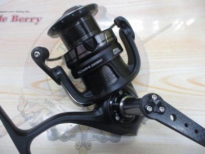 Abu Garcia ROXANI 2500MSH Spinnrolle leichte Angelausrüstung