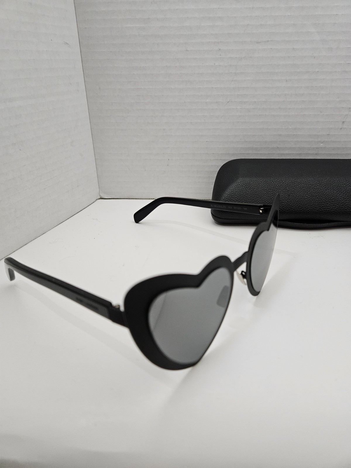 Occhiali da sole SAINT LAURENT LOULOU 196 SL196 cuore nero opaco