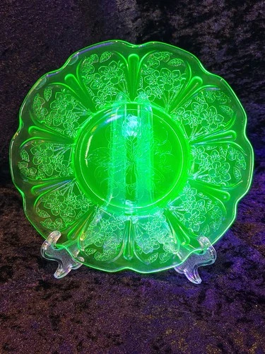 Original Jeanette Cherry Blossom AOP green uranium glass plate 6" *GLOWS*