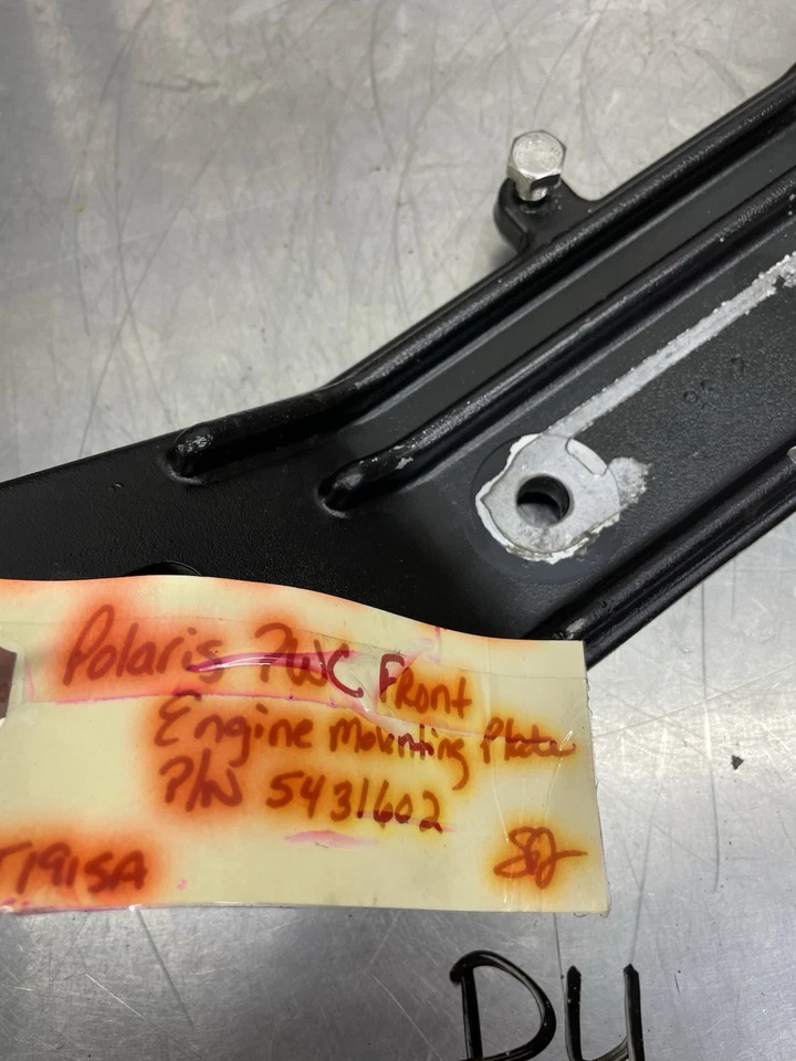 Polaris SL SLT SLX PRO 780 785 1996-2000 OEM placa de montaje fundida delantera #5431602 Foto 2 de 4