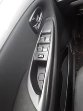 Lève vitre Mazda MPV