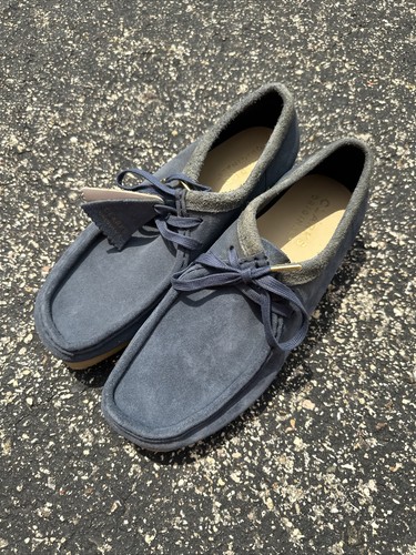 Nuevo Sin Caja Clarks Originales Wallabee Punta Dorada Cordones Para Hombre 9 Azul Gamuza 26166306 - Imagen 18 de 24