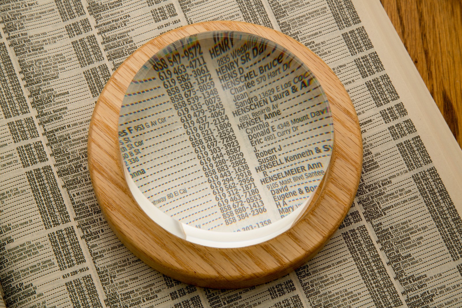 MAGNABRITE DOME MAGNIFIER 2.5 INCH, 4X WITH OAK OR WALNUT WOOD BASE eBay