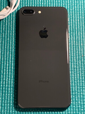 Apple iPhone 8 Plus - 64GB - Space Gray unlocked A1864 (CDMA + GSM