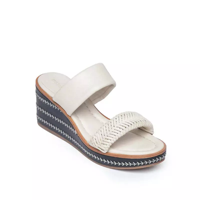 Bernardo EGGSHELL BLACK GLOVE LEATHER Women s Kenzie Wedge Sandal