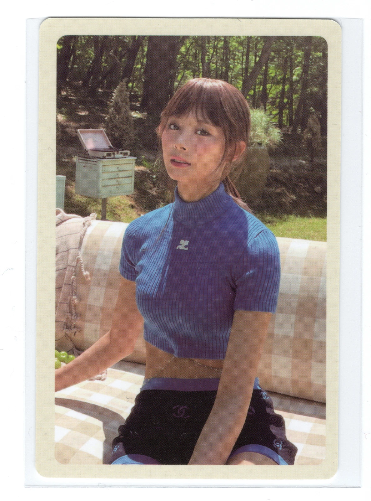 Tzuyu - BETWEEN 1&2 POB photocard photocard