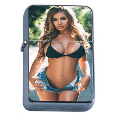 Country Pin Up Girls D26 Flip Top Oil Lighter Wind Resistant 
