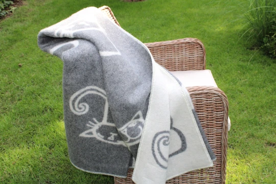 MANTA DE LANA DE CORDERO_MANTA DE LANA DE OVEJA 100% NATURAL_LANZA DE LANA ORGÁNICA_GATOS Foto 2 de 4