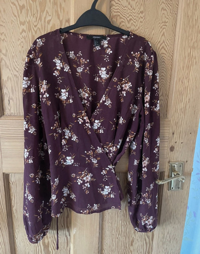 Forever 21 Womens Wrap Tie Side Size S Long Sleeve Top - Picture 1 of 3