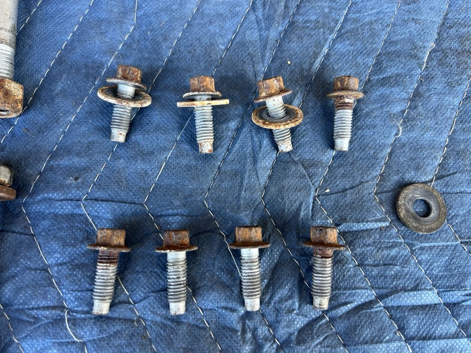 1998-2003 Jaguar XJR XJ8 X308 eixo de transmissão central parafuso conjunto de ferragens fabricante de equipamento original #4717E - Imagem 2 de 4