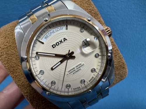Orologio Uomo Svizzero Doxa Day Date 40mm D171R Bicolore Diamante Originale Quadrante Salmone - Foto 4 di 21