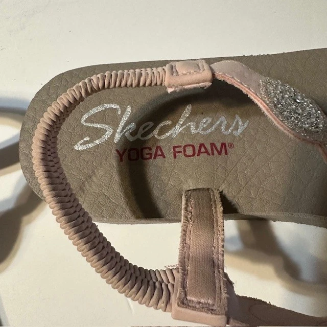 Sandálias Skechers Yoga espuma rosa elástico strass tanga sapatos 10 - Imagem 4 de 4