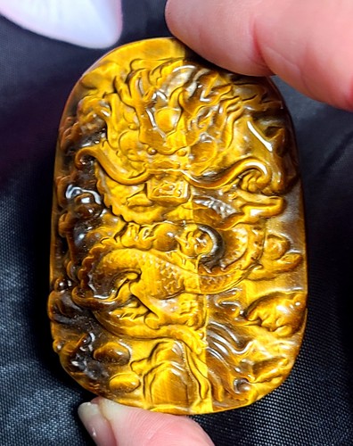 Large! 2.3" 59g Detailed Flashy Dragon Tiger's Eye Crystal Palm Stone Palmstone - Picture 14 of 20