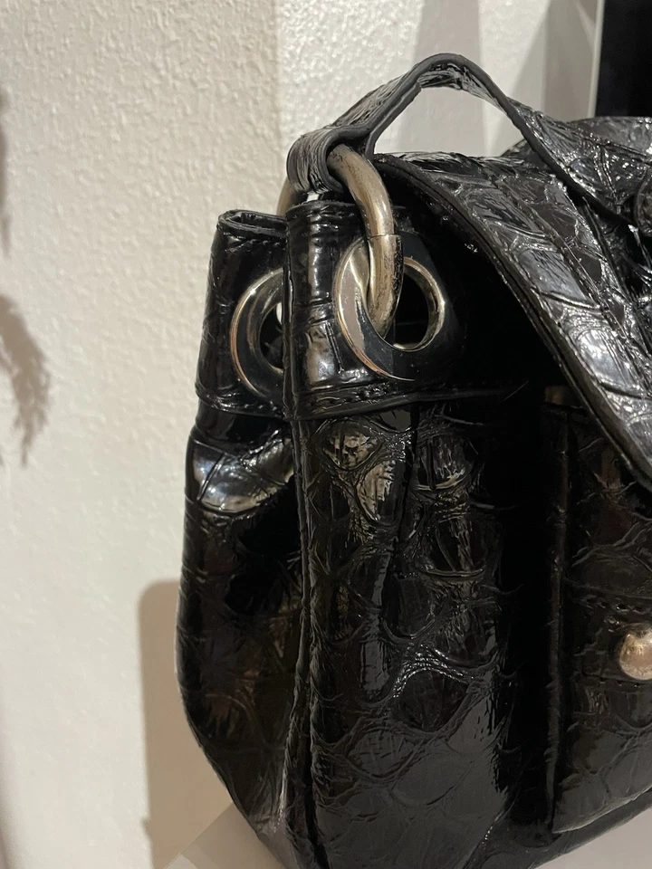 Guess vintage hebilla logo bolso baguette Y2k bolso de mano metal logo monogr... - Imagen 4 de 4