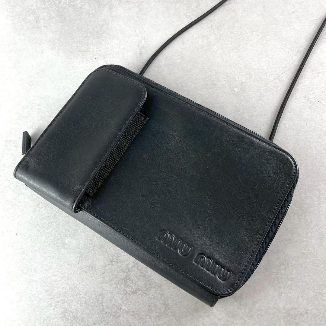 Authentic  Miu Miu shoulder bag crossbody leather Y2K Vintage Archive black logo