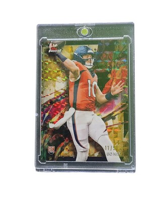 2024 Topps Finest Bo Nix #63 Gold Prizm 11/50 RC