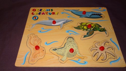 Oceans Puzzle Creature 1 Wooden Peg Tray Toddler Turtle Dolphin Whale Seal - Picture 4 of 8