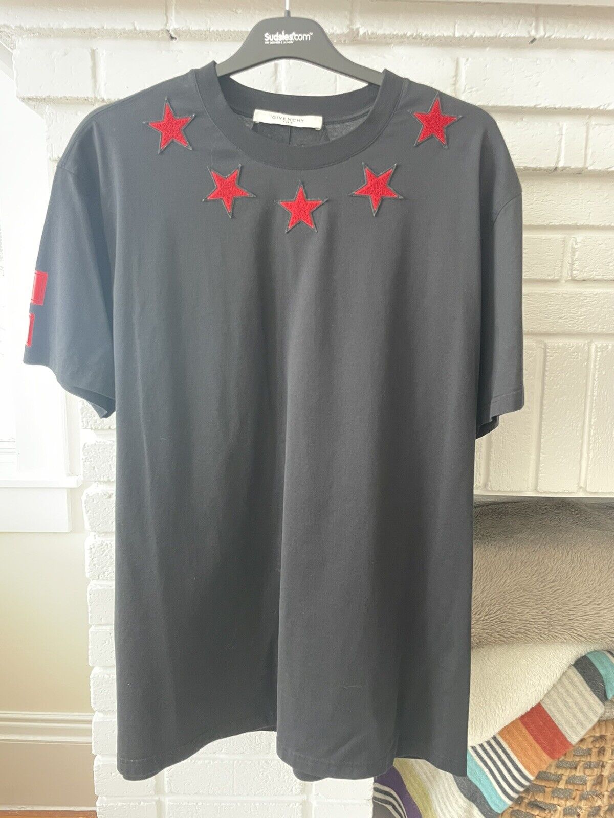 Givenchy Black and Red Stars Oversized T-Shirt Size M Columbian fit