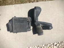 2001 Chevy Silverado 1500 5.3L air box resonater box and tube