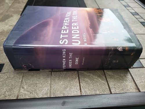 Stephen King's Under the Dome 2009 1st Edition 1st Printing Hardcover w/ DJ - Picture 9 of 9