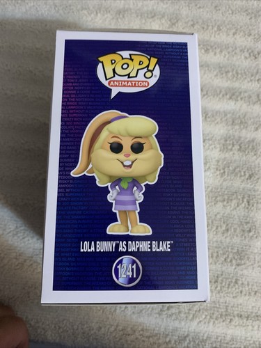Funko Pop! Vinyl: Lola Bunny As Daphne Blake #1241 - Picture 4 of 6
