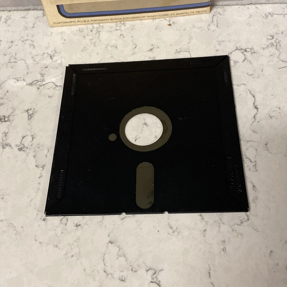 Diskware DOS 3.3 System Master Apple 1980 (16) Floppy Disk Untested As-Is - Image 2 of 3