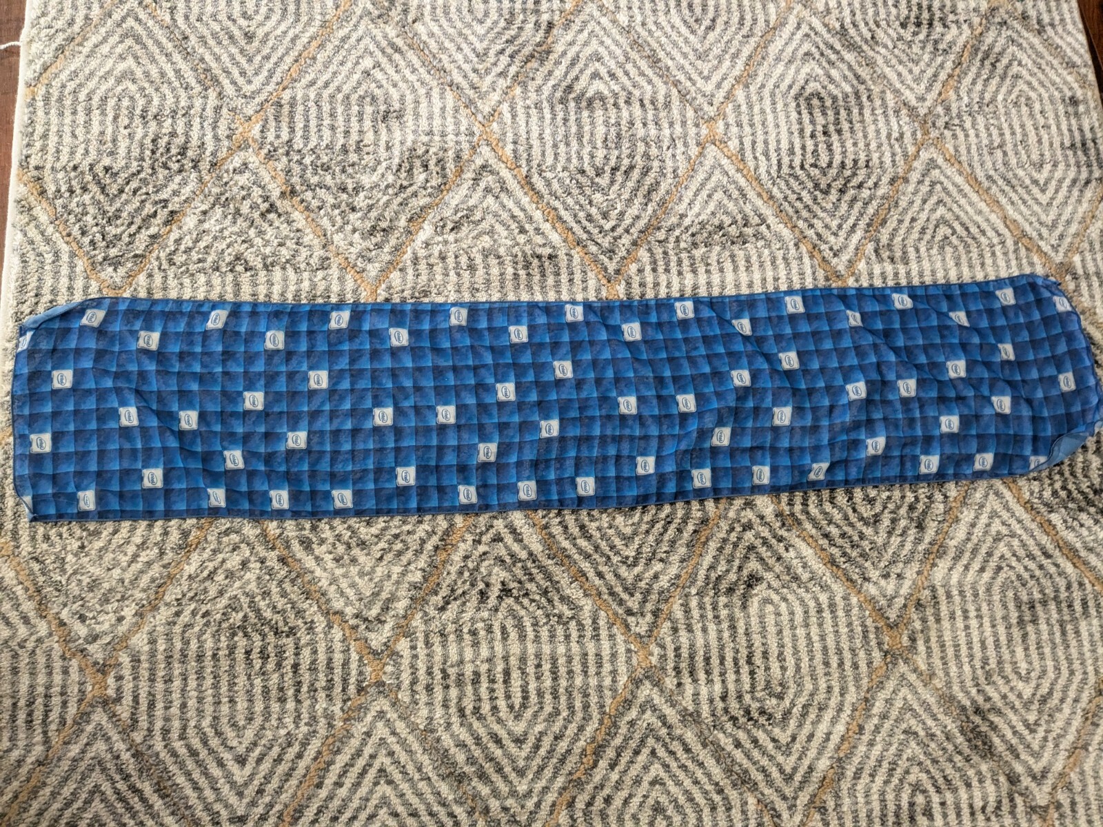 shawl wrap Intel print - image 1