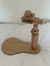 Adjustable Beech Wood Cross Stitch Embroidery Hoop Stand Hands-Free