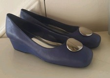 Markon Size 7 Purple Low Wedge Leather Shoes With Silver Disc Detail.