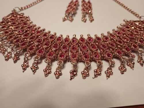 Indian Bollywood Type Necklace Earring Set Red Rhinestone Pink Gold Colored 18in - Picture 12 of 12