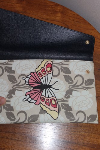 FURLA EDEN XL ENVELOPE / WRISTLET WALLET LEATHER STYLIZED BIRD BUTTERFLY DESIGN - Picture 6 of 9