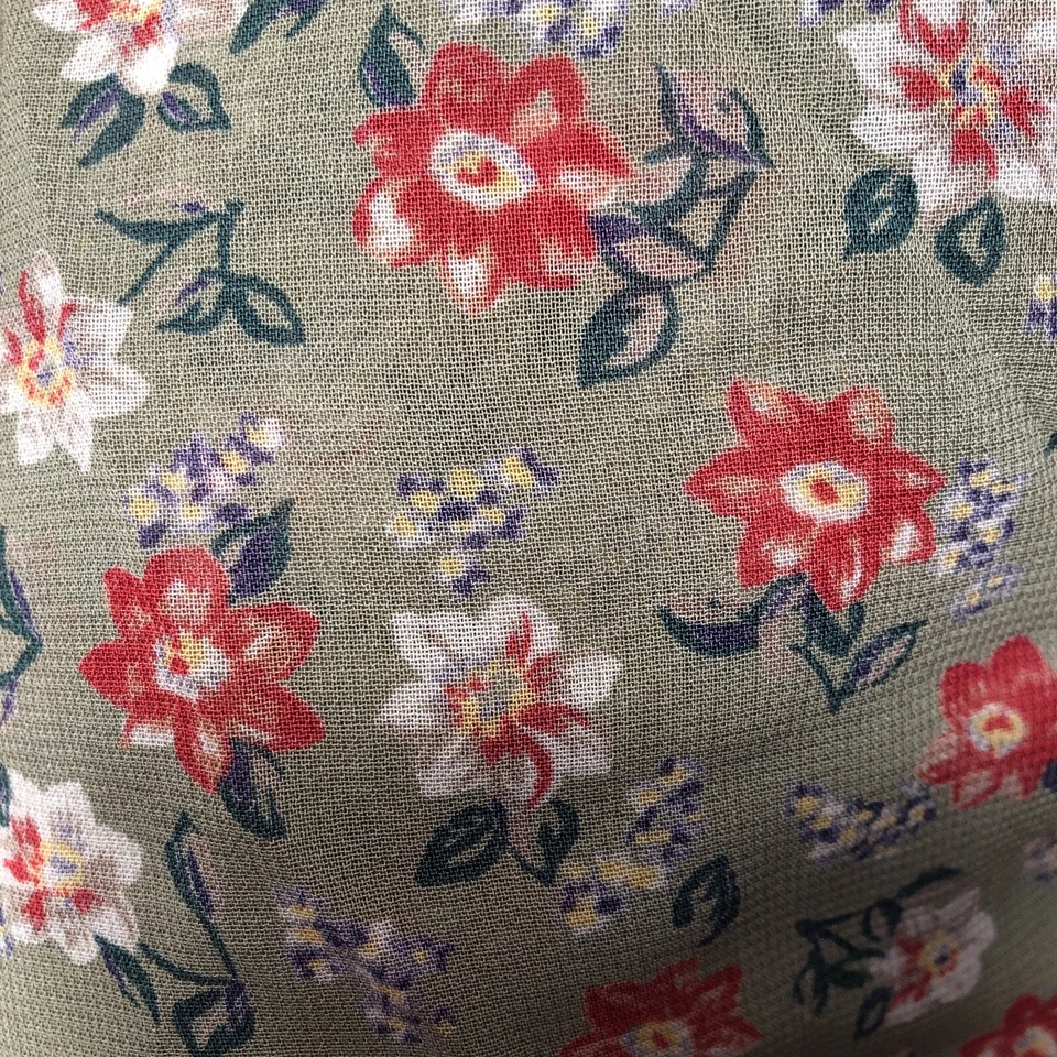 Floral Print Rayon High End Fabric - Image 4 of 4
