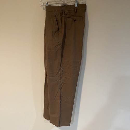 NWT St. John's Bay Mens 42x30 Brown Classic Fit Worry Free Flat Front Pants - Picture 6 of 6