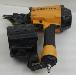 Bostitch BTF83C 15° Coil Framing Nailer Kit (BT H90001612 02 NO) K1