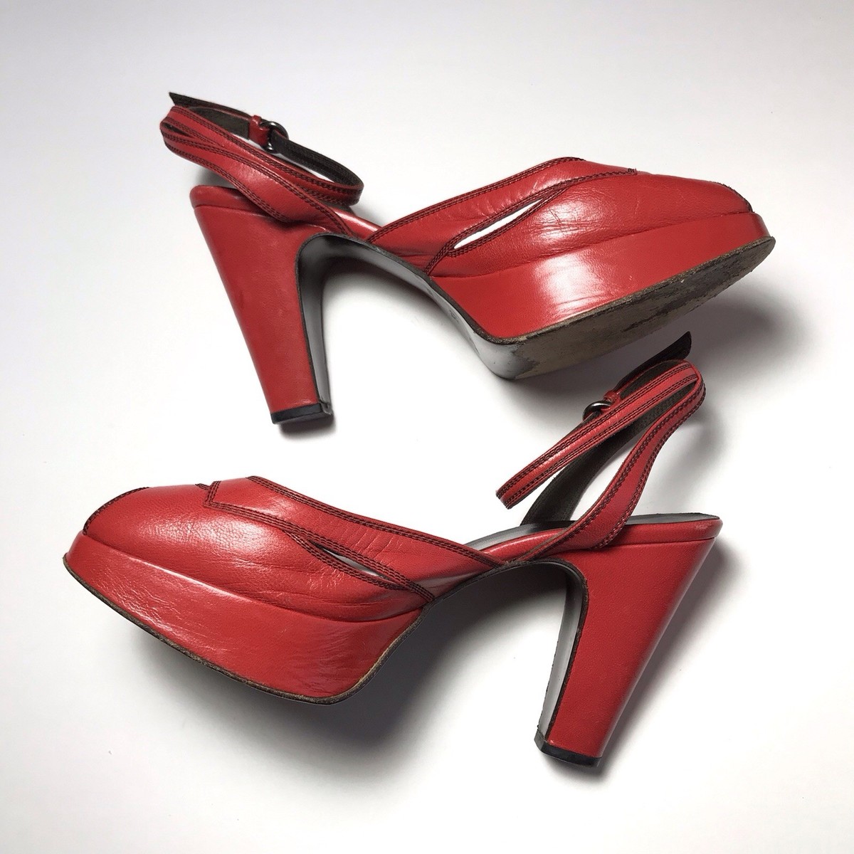 Vintage MIU MIU SS1997 赤キャミソール Vintage Miu Miu Y2K Archival Red Leather Platform Ankle Strap Peep