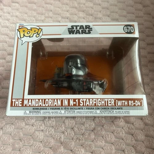 Funko Pop! Star Wars The Mandalorian in N-1 Starfighter with R5-D4