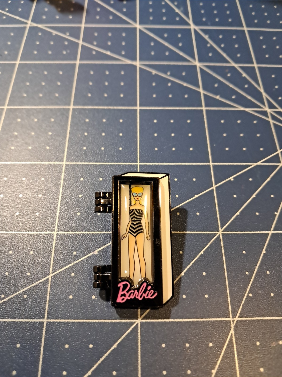Barbie Doll 1959 In Box Hinged Enamel Pin Mattel Barbie Movie NEW on Card