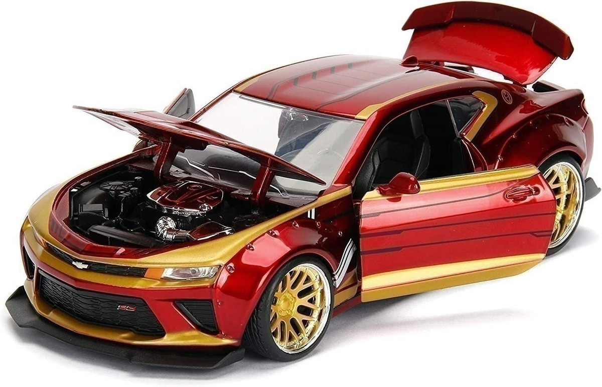 ミニカー 1:24 IRON MAN & 2016 CHEVROLET CAMARO 2016 Chevrolet Camaro SS W Iron Man Figure Marvel Avengers