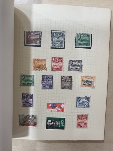 Commonwealth stamps, some world in loose leaf album. Mint/Used #z607 - Imagen 22 de 23