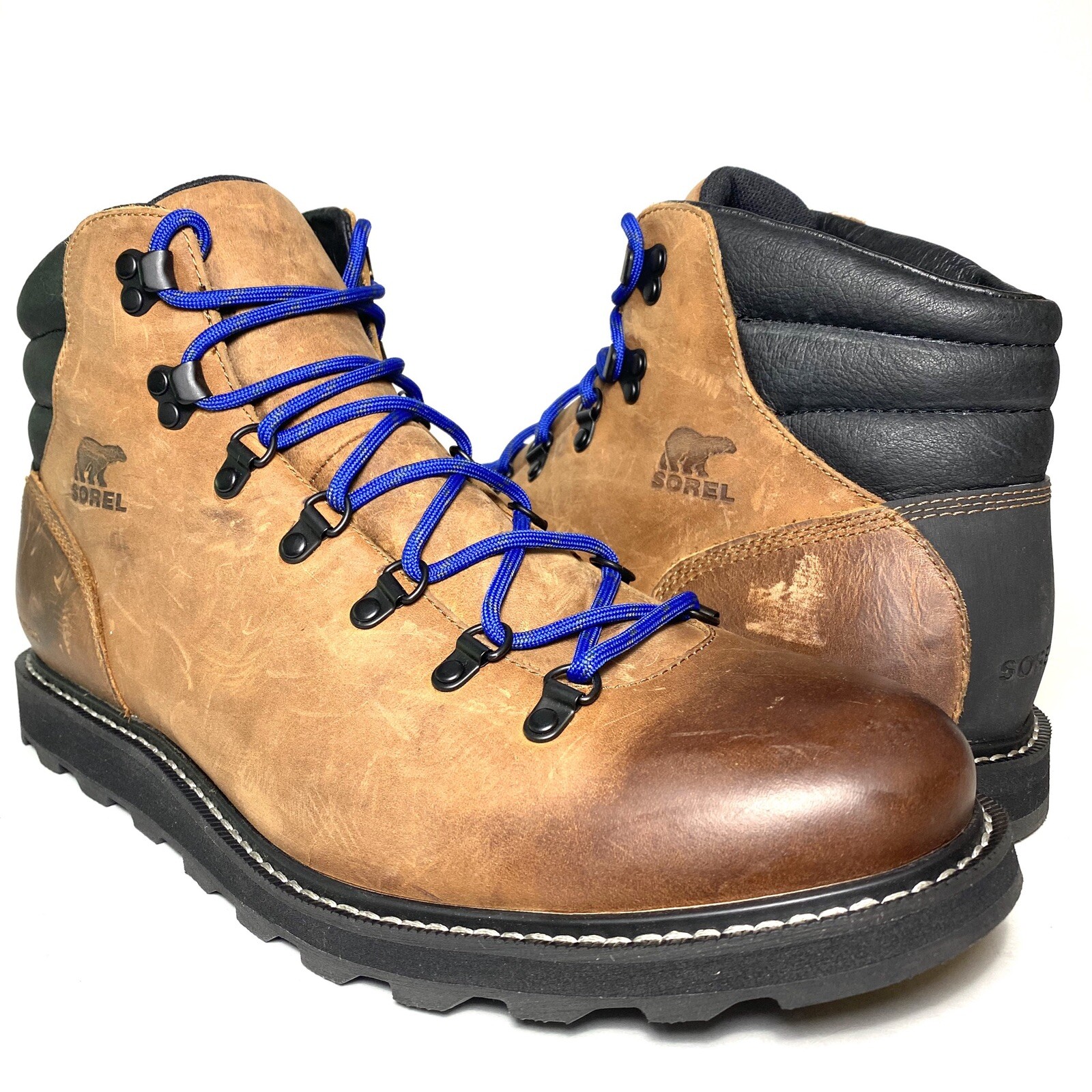 sorel hiking boots