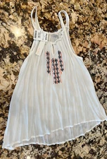 New With Tags Love Tree Happens Women's Tank Top Large White Flowy