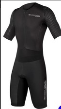 Endura QDC D2Z SS Tri Suit II mit SST schwarz...
