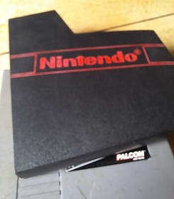 Nintendo 1985  Teenage Mutant Hero Turtles Game NES-88-UKV