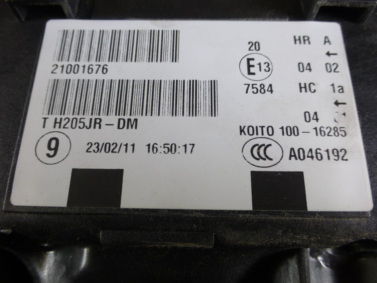 OEM GENUINE VOLVO 21001676 RH HEAD LIGHT LAMP FOR FM400 FH400 FM 