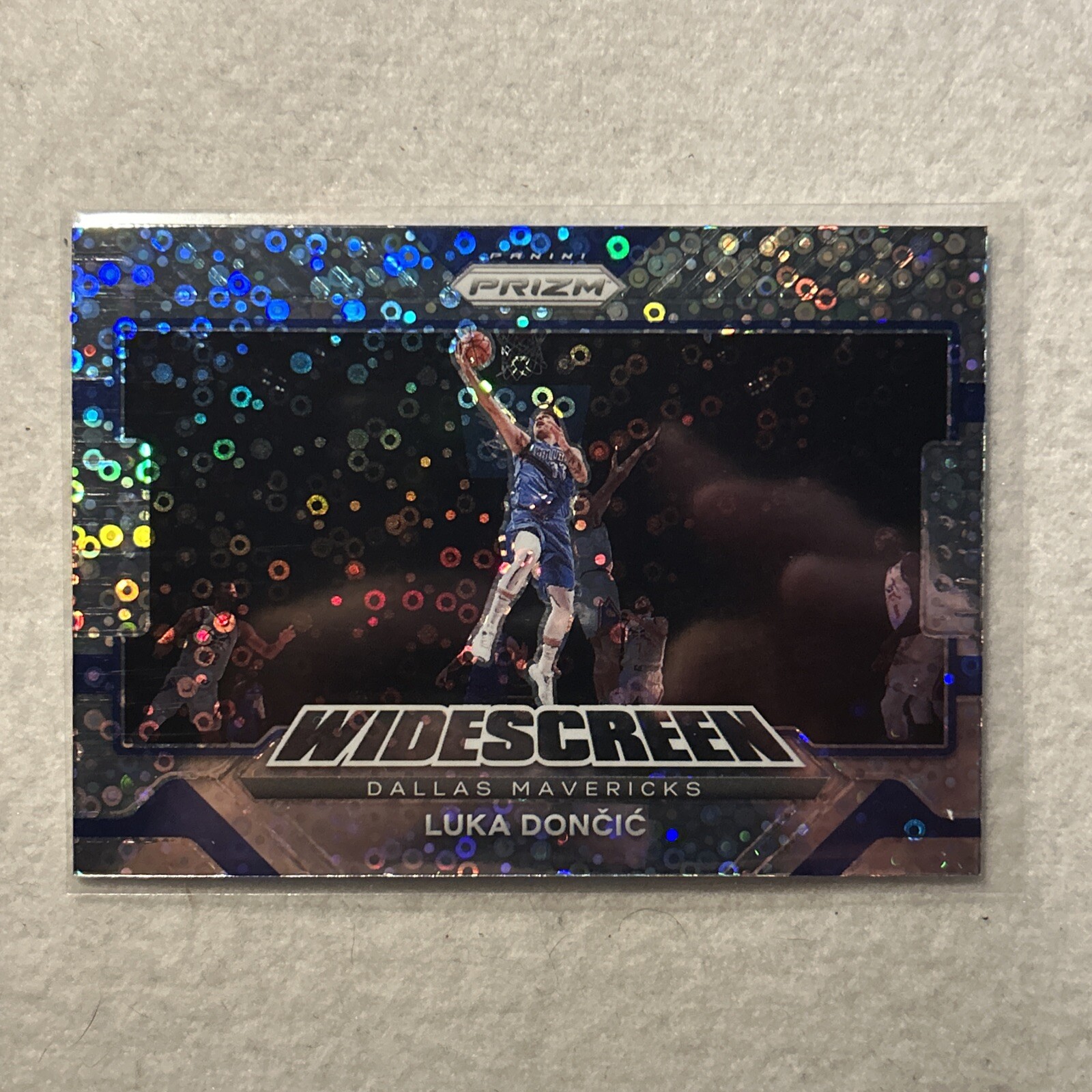 2021-22 Panini Prizm Luka Doncic Widescreen Silver Disco Dallas Mavericks #1