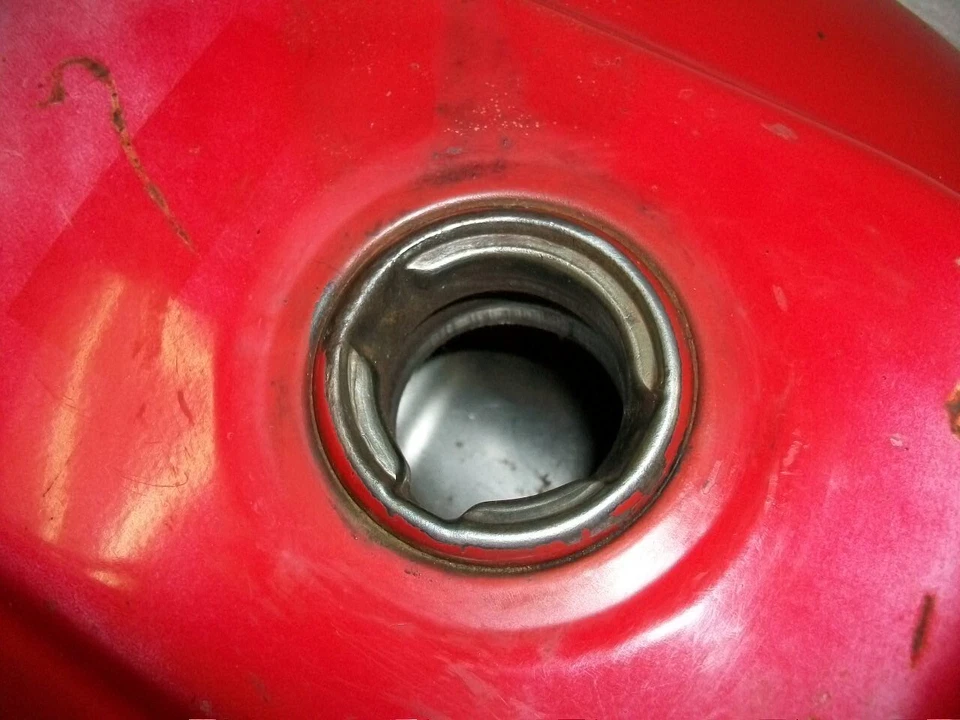 Nice! Clean 1978 1979 Kawasaki KZ400B Gas Tank Fuel Tank KZ 400 B KZ400 Foto 4 de 4