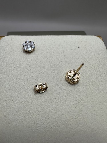 Pendientes de oro amarillo de 9 quilates con diamantes cultivados en laboratorio de 0,97 quilates LGSL23 - Imagen 17 de 17