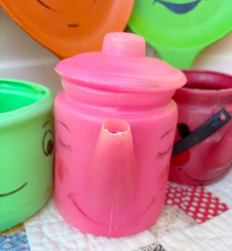 Vintage Worcester Marx Toys Plastic Blow Mold Tea Kettle Pots Pans Lot Of 8 - Picture 5 of 7